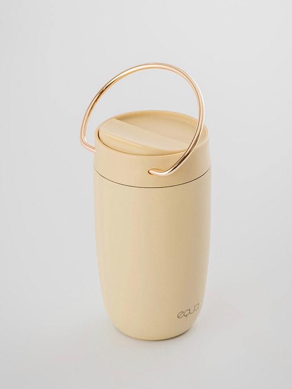 Easy to carry with handle EQUA cup