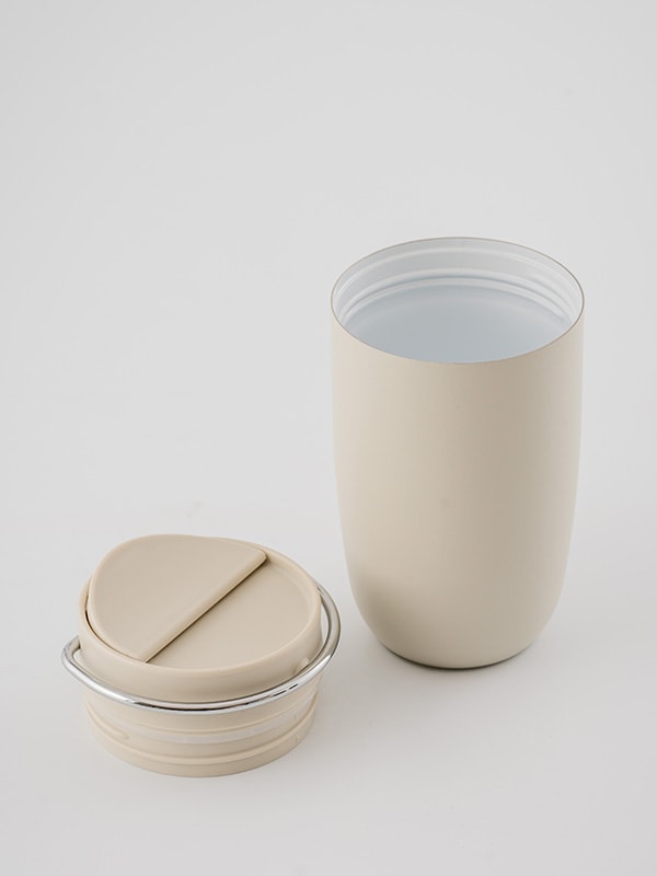 Look to the inside of the EQUA Cup Grey with ceramic coating to prevent the stains from coffee and tea