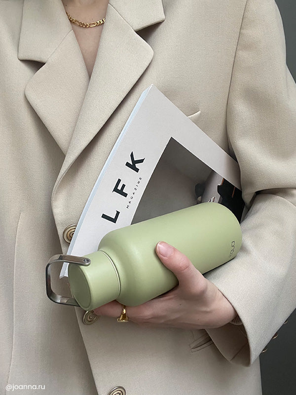 Ultraleichte Flasche Timeless Matcha